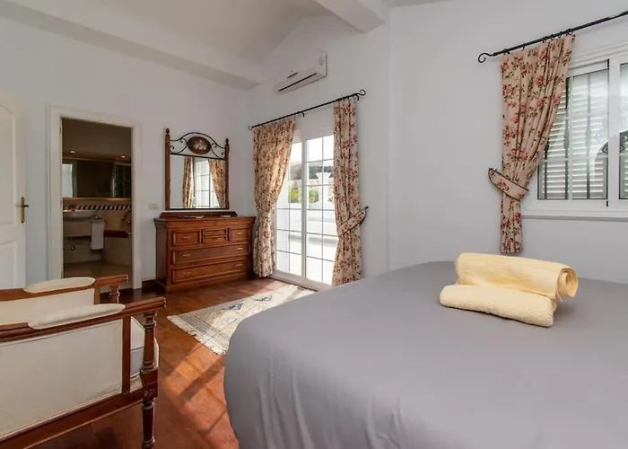 Villa Skylight Wonderful 7 Bedroom