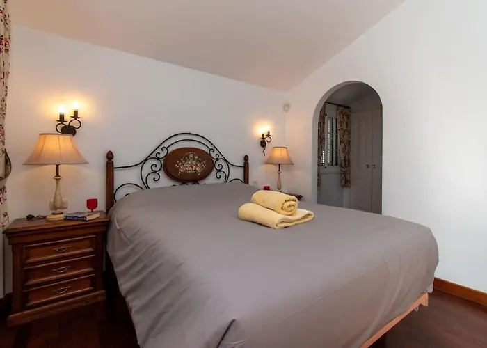 Villa Skylight Wonderful 7 Bedroom *