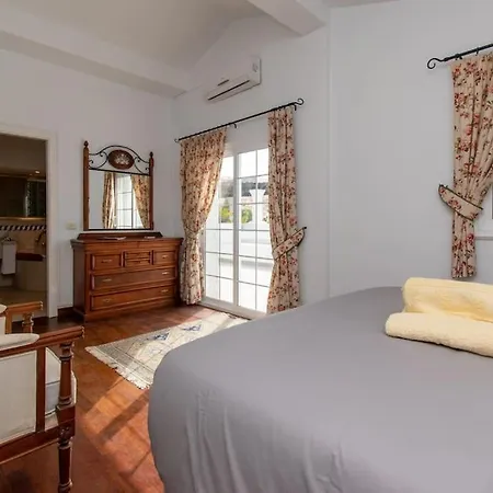 别墅 Skylight. Wonderful 6 Bedroom Villa.