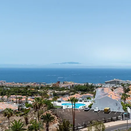 Villa Skylight. Wonderful 6 Bedroom Villa. Costa Adeje (Tenerife)