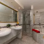 Вілла Skylight Wonderful 7 Bedroom *